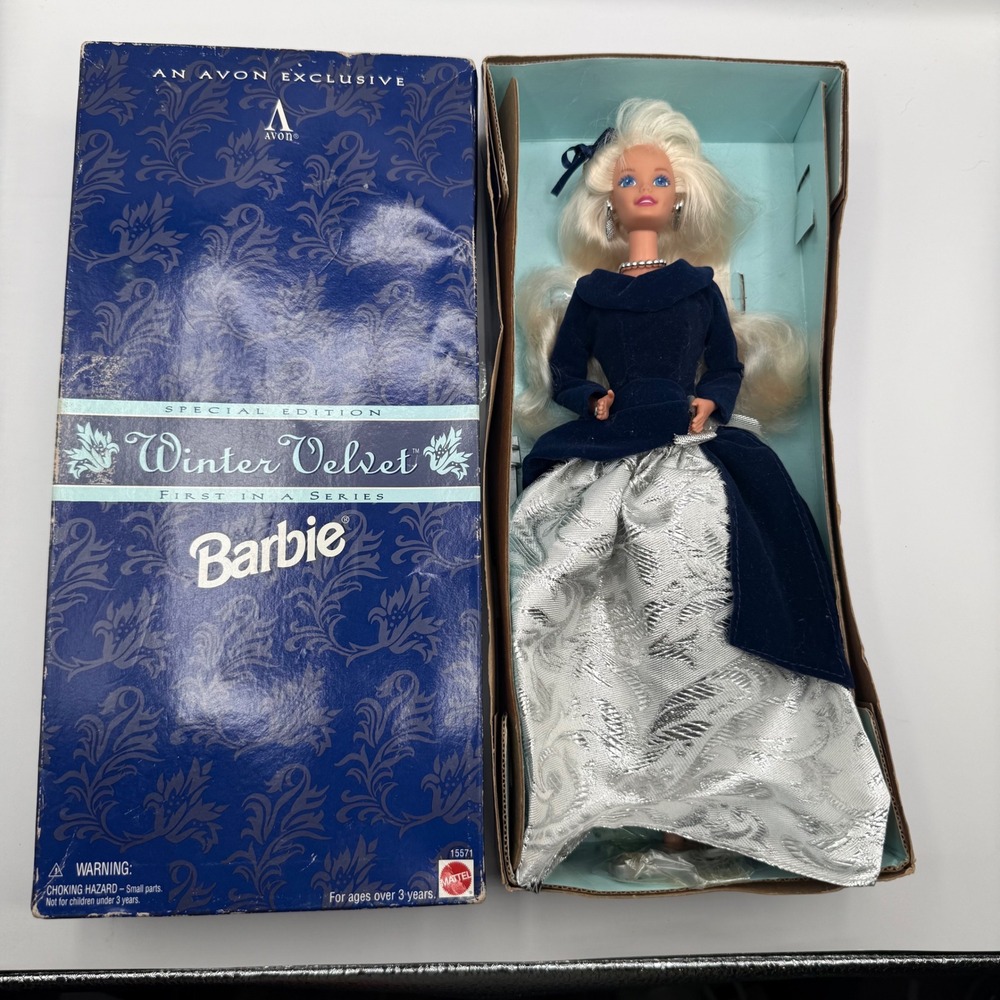 Vintage 1995 Winter Velvet Barbie Doll Avon Special Edition Mattel 15571 Blue